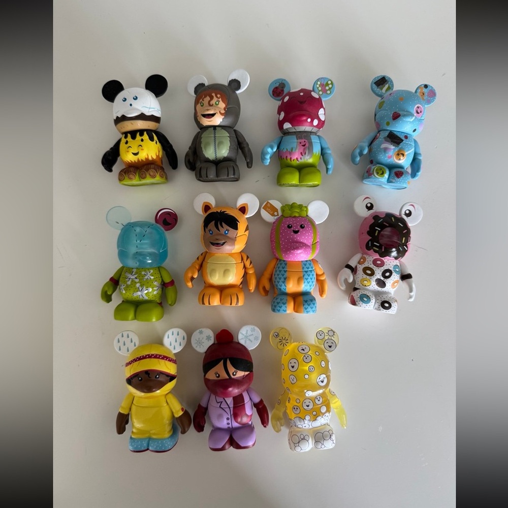 Disney Vinylmation Cutesters 2 COMPLETE LOT